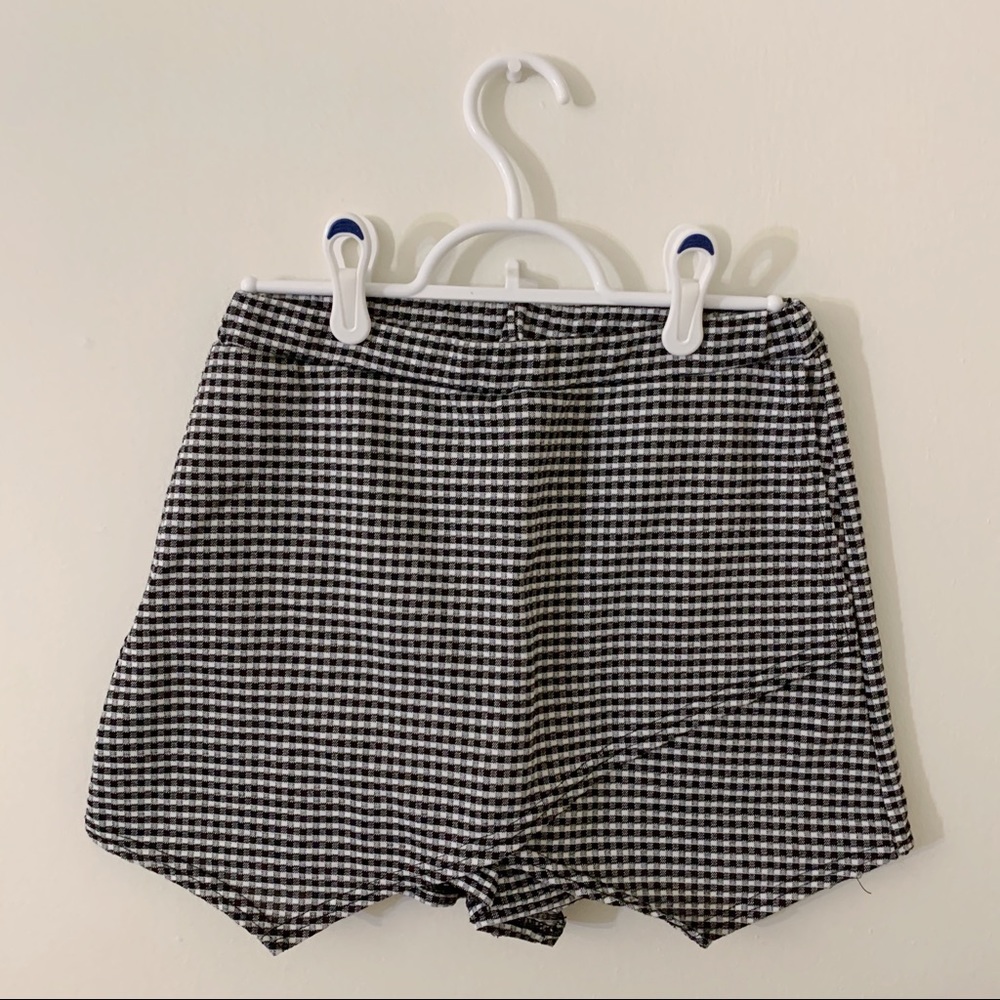 Black gingham print skort